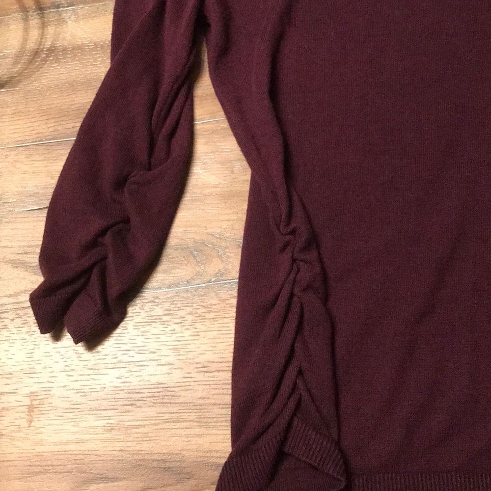 thin sweater - Picture 2 of 2